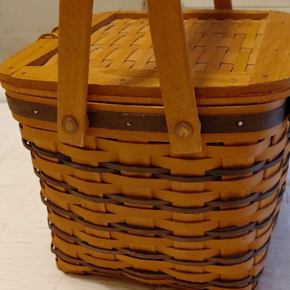 Longaberger Remembrance Weekender Basket 1996 - Picture 5 of 8